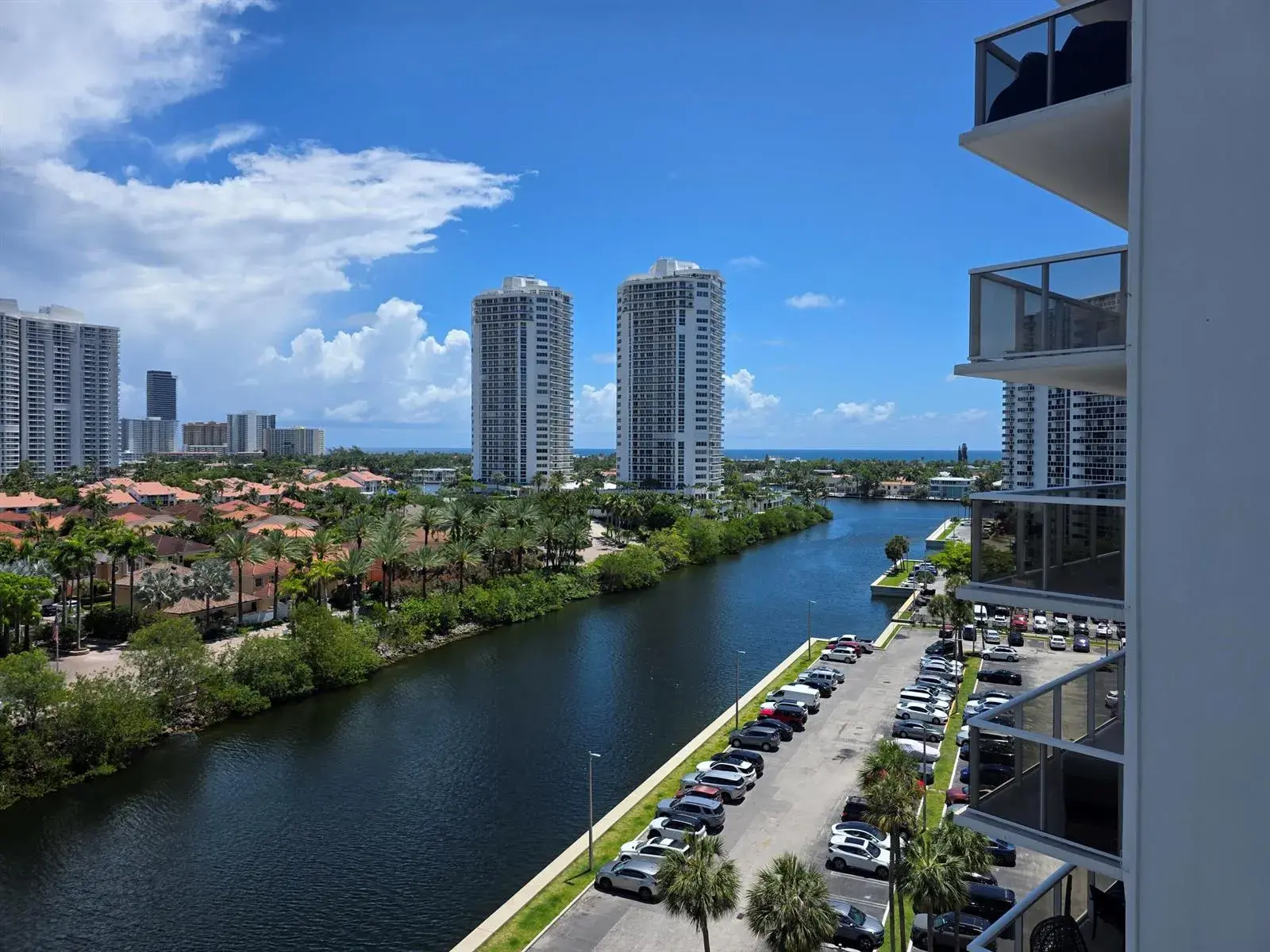 3701 N Country Club Drive # 1008, Aventura FL 33180