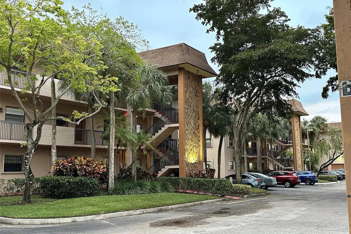6090 N Sabal Palm Boulevard # 110, Tamarac FL 33319