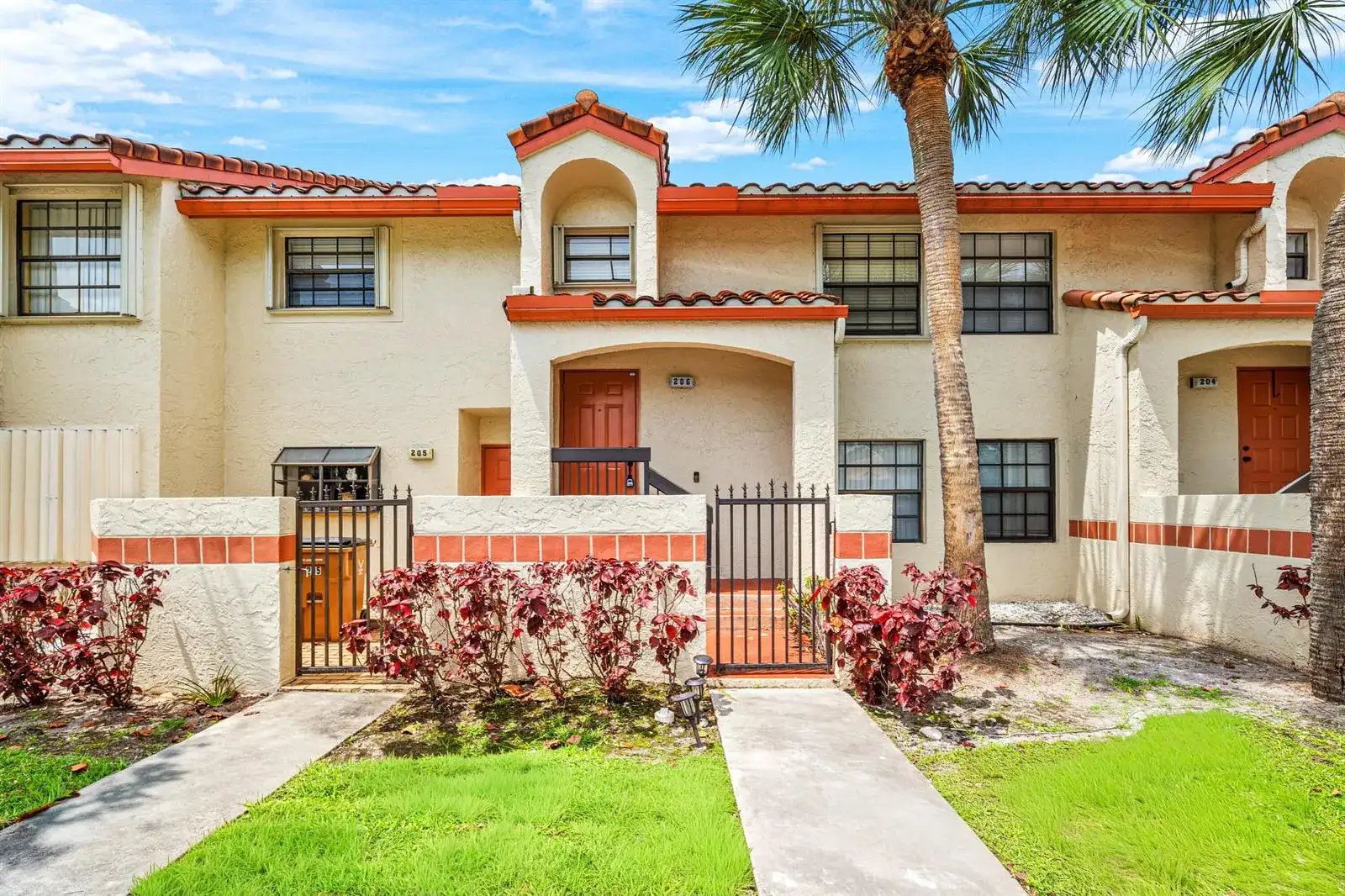206 Congressional Way # 206, Deerfield Beach FL 33442 photo 4