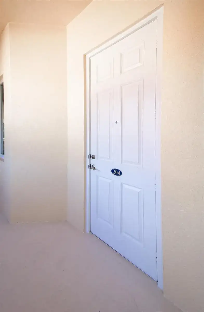 22 Harbour Isle Drive W # 204, Fort Pierce FL 34949 photo 2