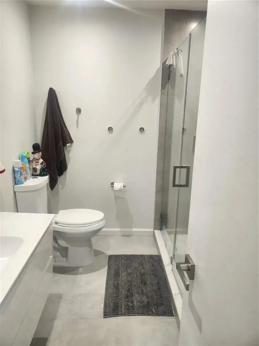 4160 Inverrary Drive # 311, Lauderhill FL 33319 photo 3