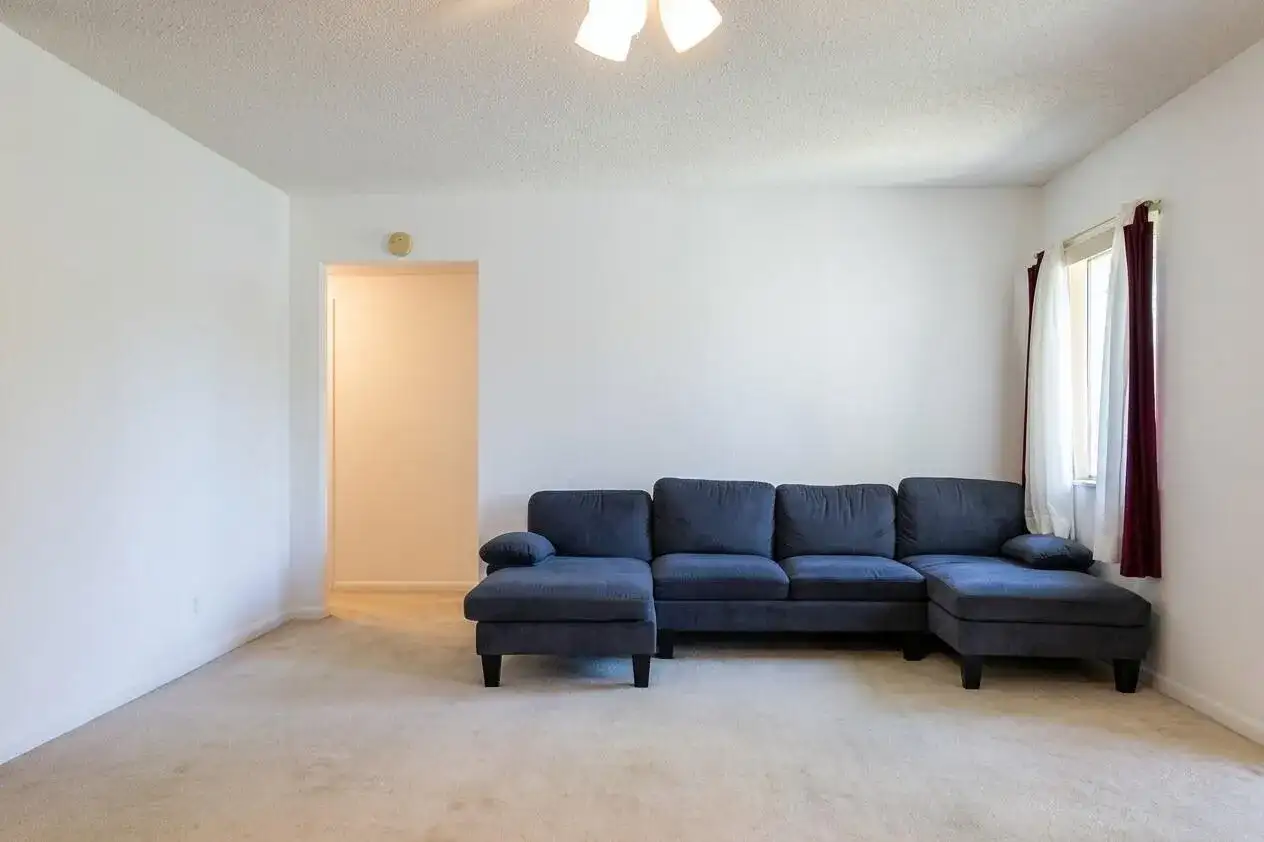 327 Pine Ridge Circle # 2, FL 33463 photo 5