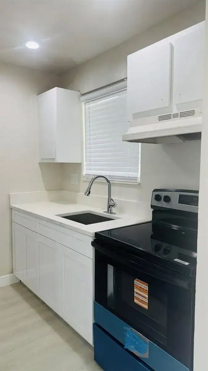 6106 Forest Hill Boulevard # 201, West Palm Beach FL 33415 photo 2