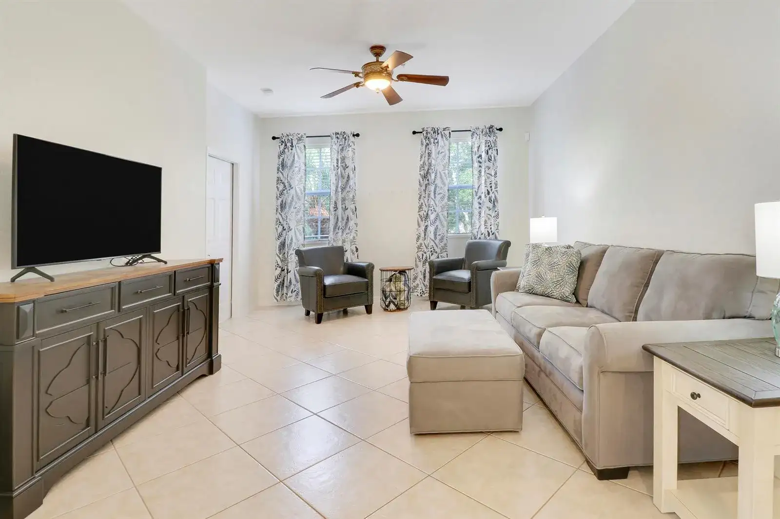 123 E Thatch Palm Circle, Jupiter FL 33458 photo 5