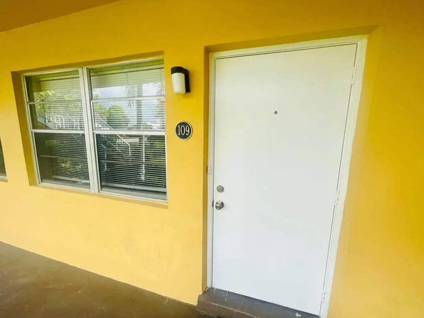 200 Croton Avenue # 109, Lantana FL 33462 photo 3
