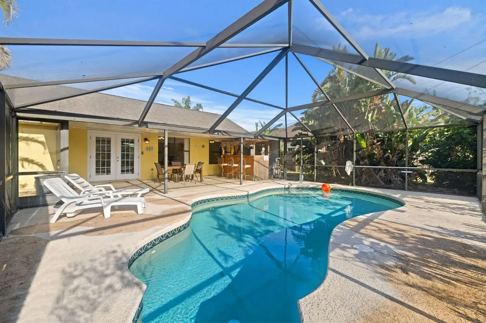 2542 SW Kensington Street, Port St. Lucie FL 34953