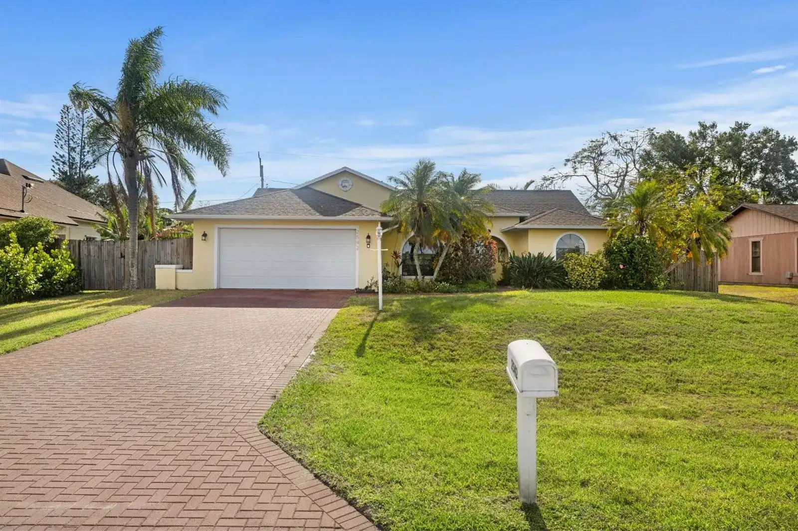 2542 SW Kensington Street, Port St. Lucie FL 34953 photo 3