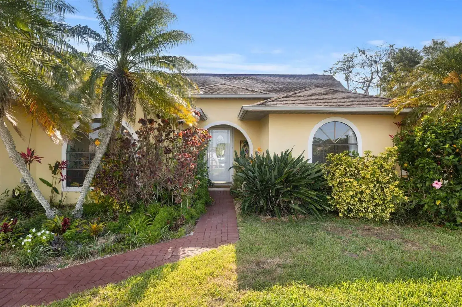 2542 SW Kensington Street, Port St. Lucie FL 34953 photo 5