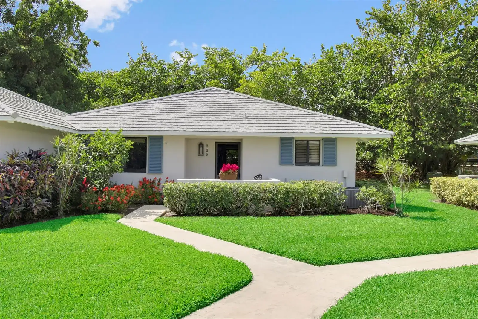 825 Club Drive Drive, Palm Beach Gardens FL 33418 photo 3