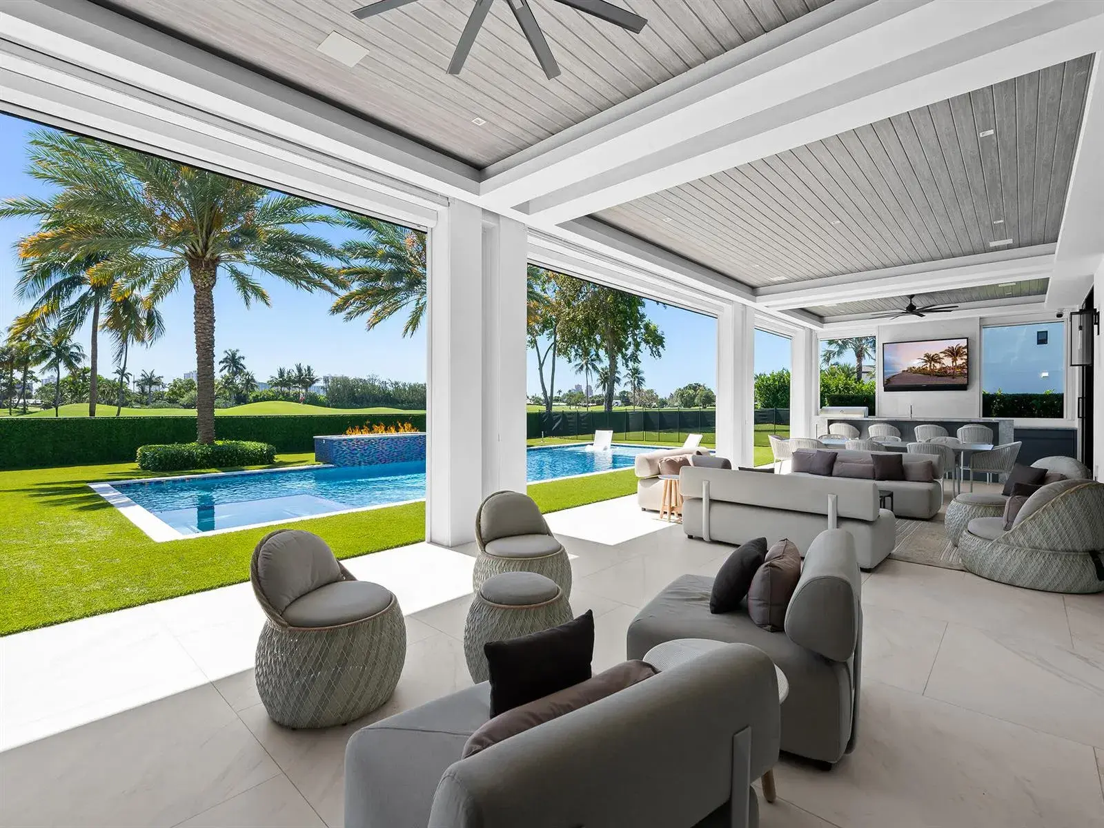 3916 Country Club Lane, Fort Lauderdale FL 33308