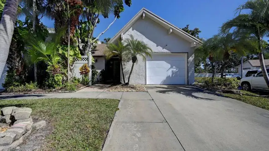 6660 Canary Palm Circle, Boca Raton FL 33433 photo 4