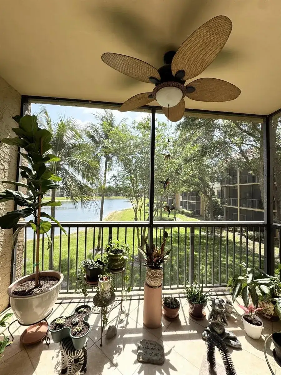 6720 Coral Lake Drive # 6720, Margate FL 33063 photo 4