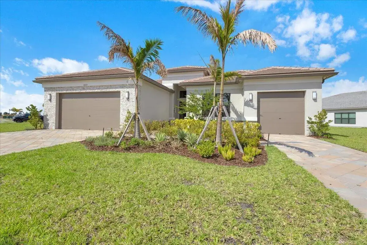 12227 SW Twin Springs Drive, Port St. Lucie FL 34987 photo 3