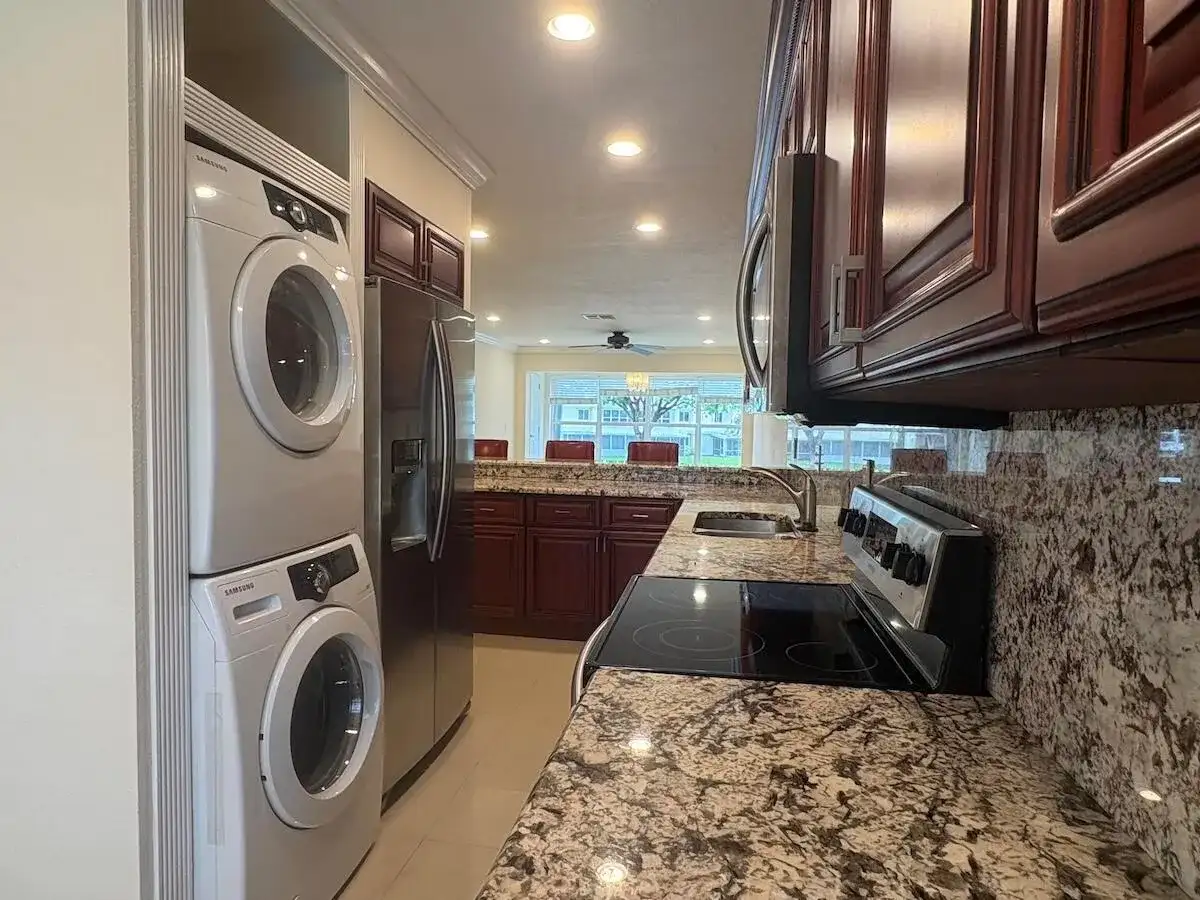 1441 NW 19th Terrace # 201, Delray Beach FL 33445 photo 2