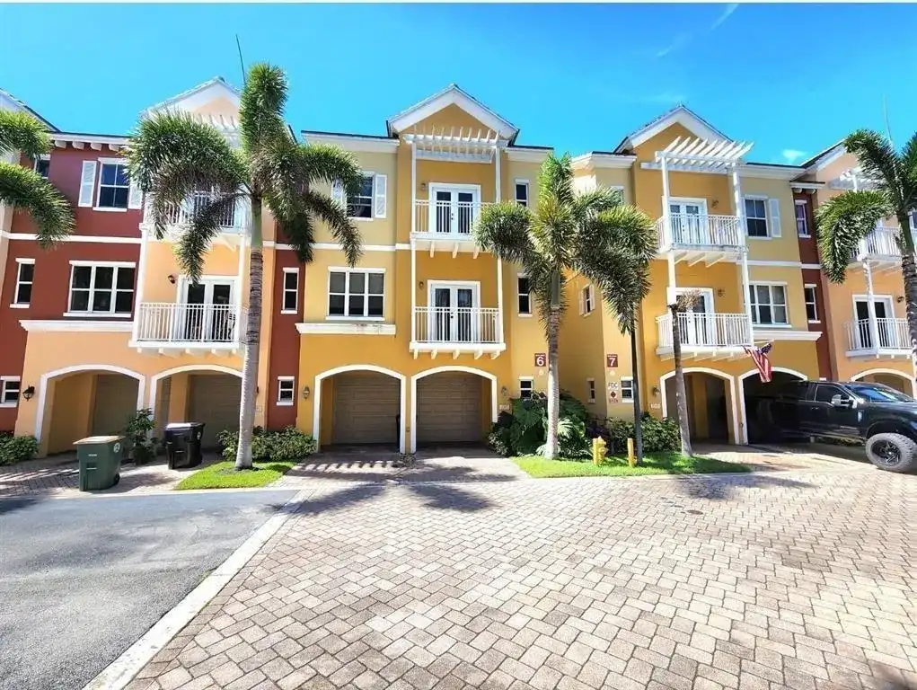 2317 Vintage Drive, Lighthouse Point FL 33064