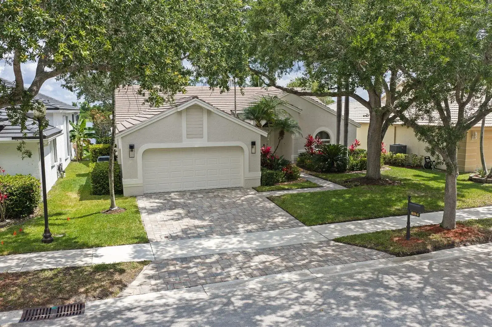 804 Heritage Drive, Weston FL 33326 photo 3