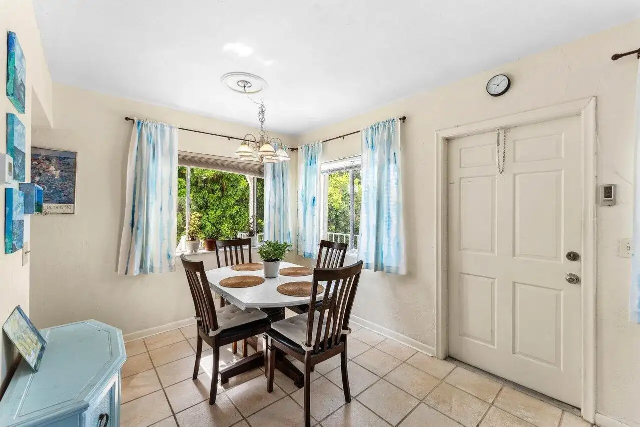 3280 Cynthia Lane # 214, FL 33461 photo 2