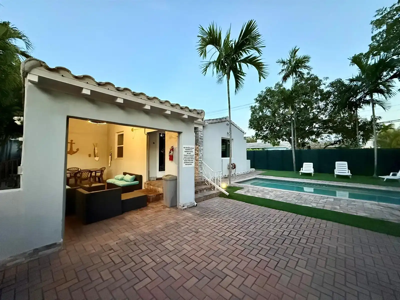 700 NE 17th Way, Fort Lauderdale FL 33304
