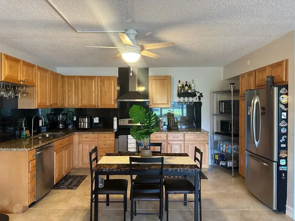 1102 Green Pine Boulevard # B1, West Palm Beach FL 33409 photo 5