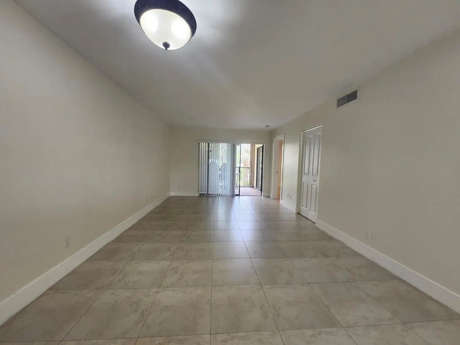 3470 Foxcroft Road # 207, Miramar FL 33025 photo 4
