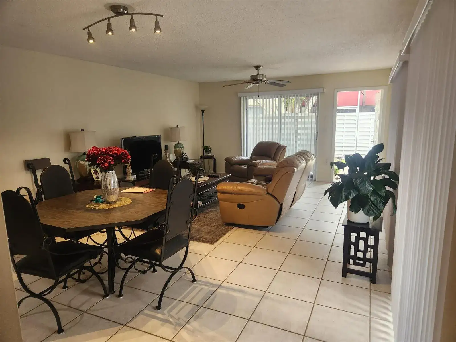 515 NW 98th Avenue NW # 515, Plantation FL 33324 photo 2
