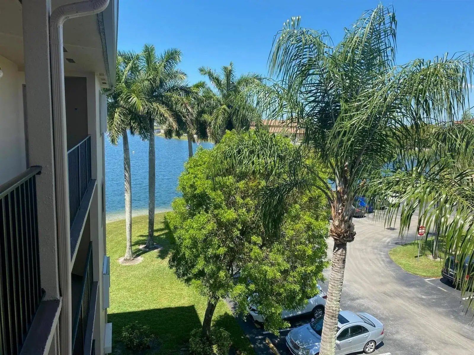 13100 SW 11th Court SW # 412c, Pembroke Pines FL 33027 photo 4