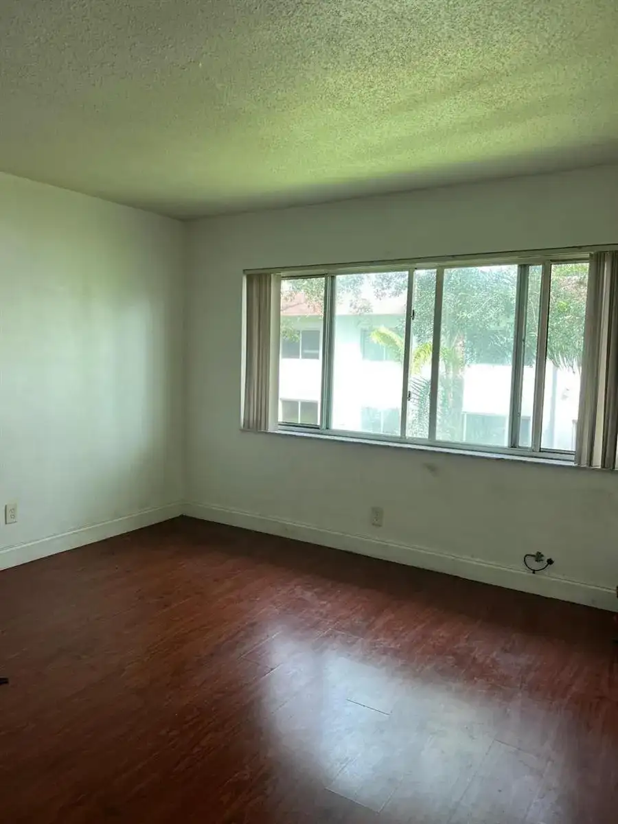 151 SE 6th Avenue # 12, Pompano Beach FL 33060 photo 5