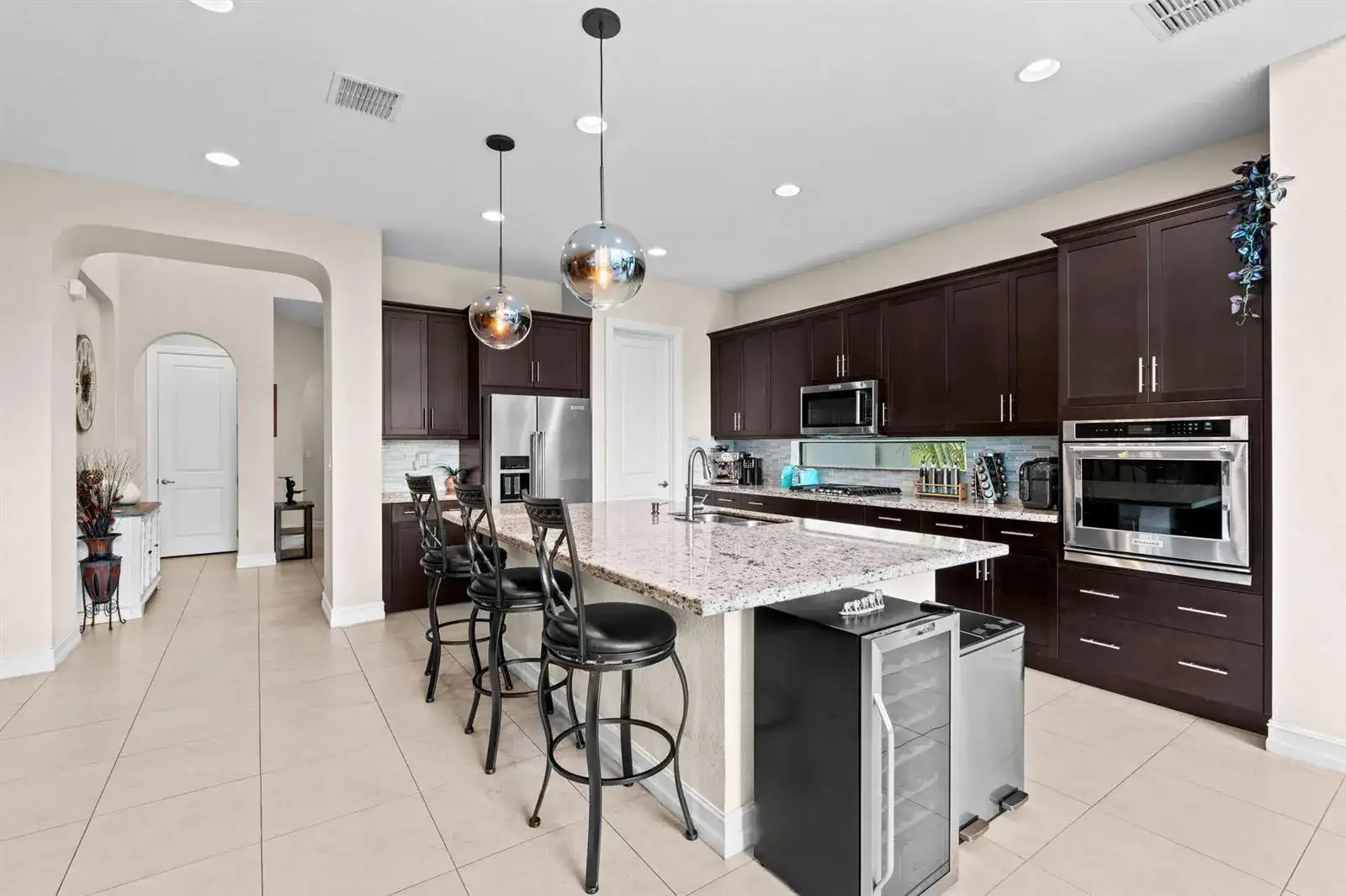 8845 Watercrest Circle W, Parkland FL 33076 photo 4