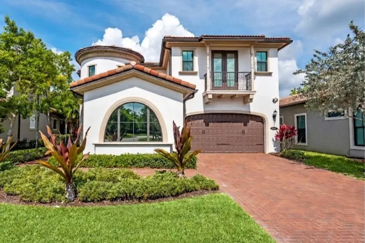 8845 Watercrest Circle W, Parkland FL 33076