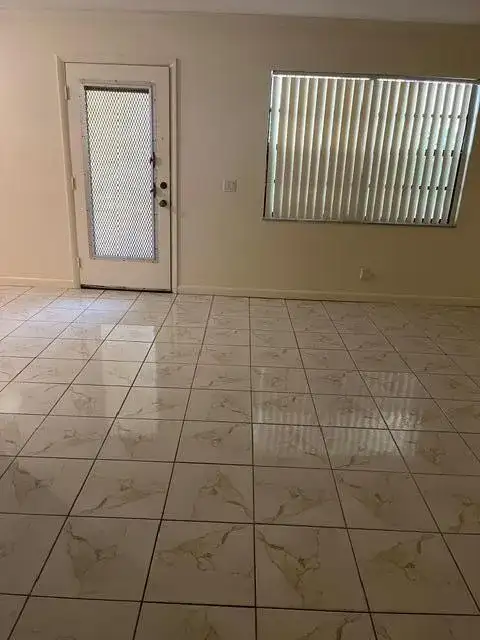 207 Capri E # 207, Delray Beach FL 33484 photo 3