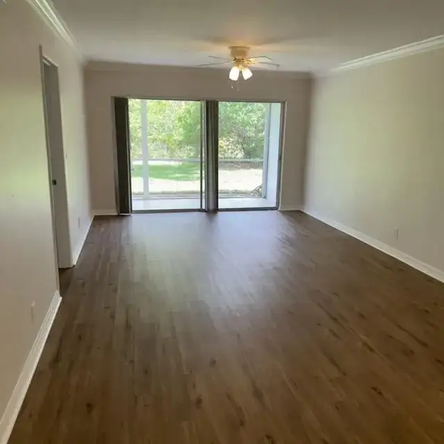 1900 S Kanner Hwy Highway Apt 102, Stuart FL 34994 photo 2