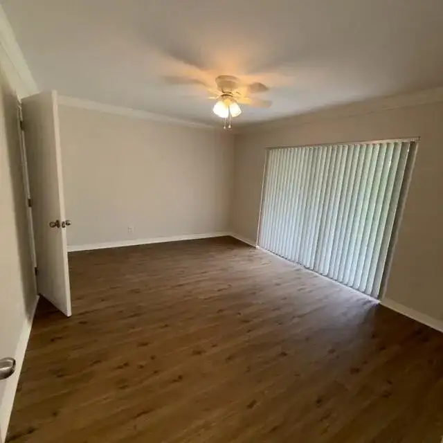 1900 S Kanner Hwy Highway Apt 102, Stuart FL 34994 photo 4