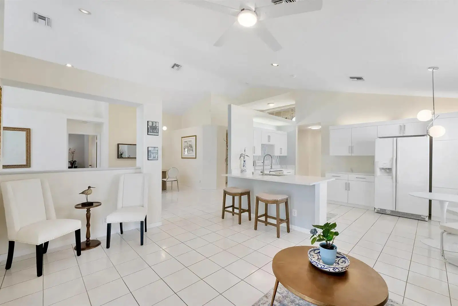 2016 Island Circle, Weston FL 33326 photo 5