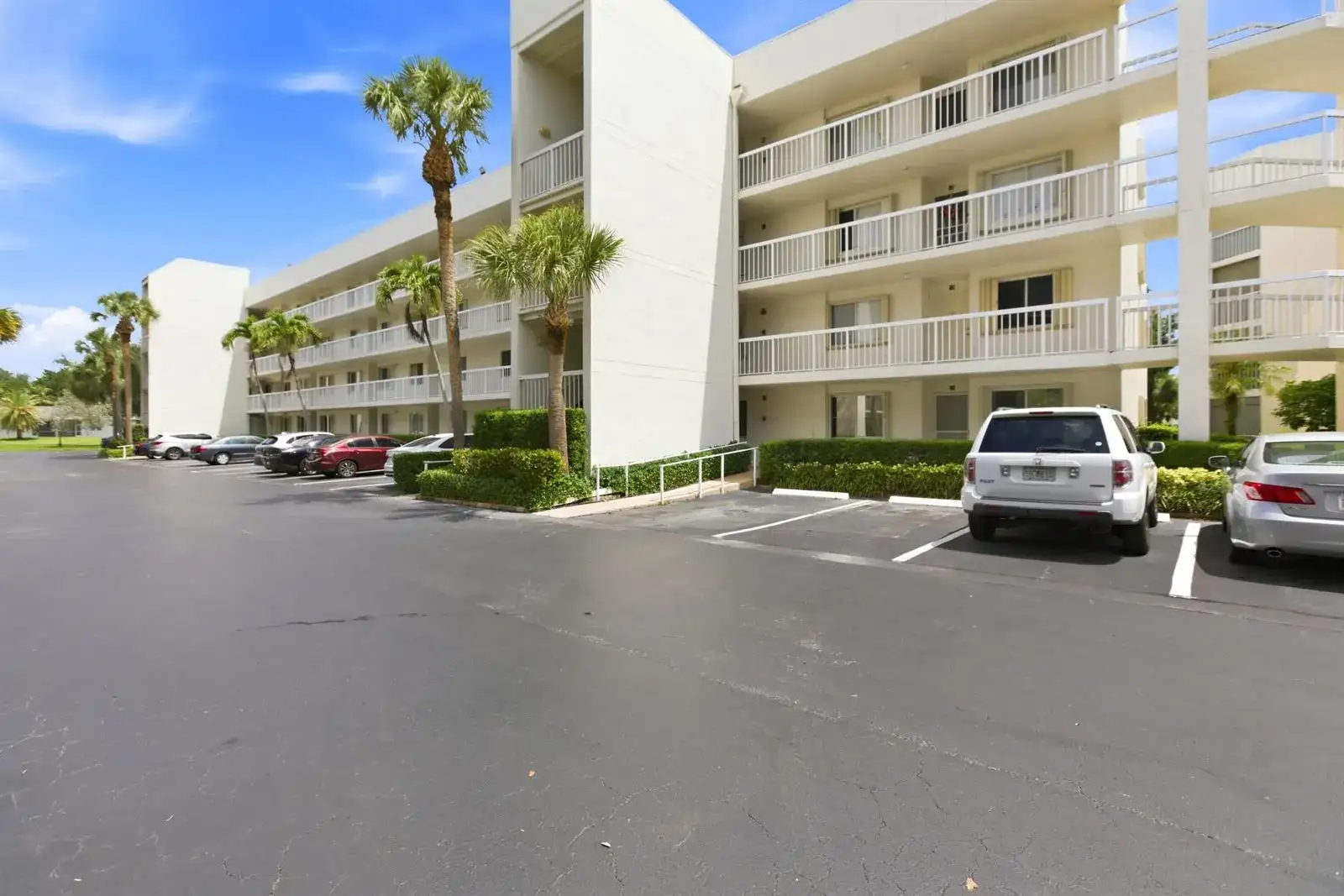 3146 Via Poinciana # 407, FL 33467 photo 2