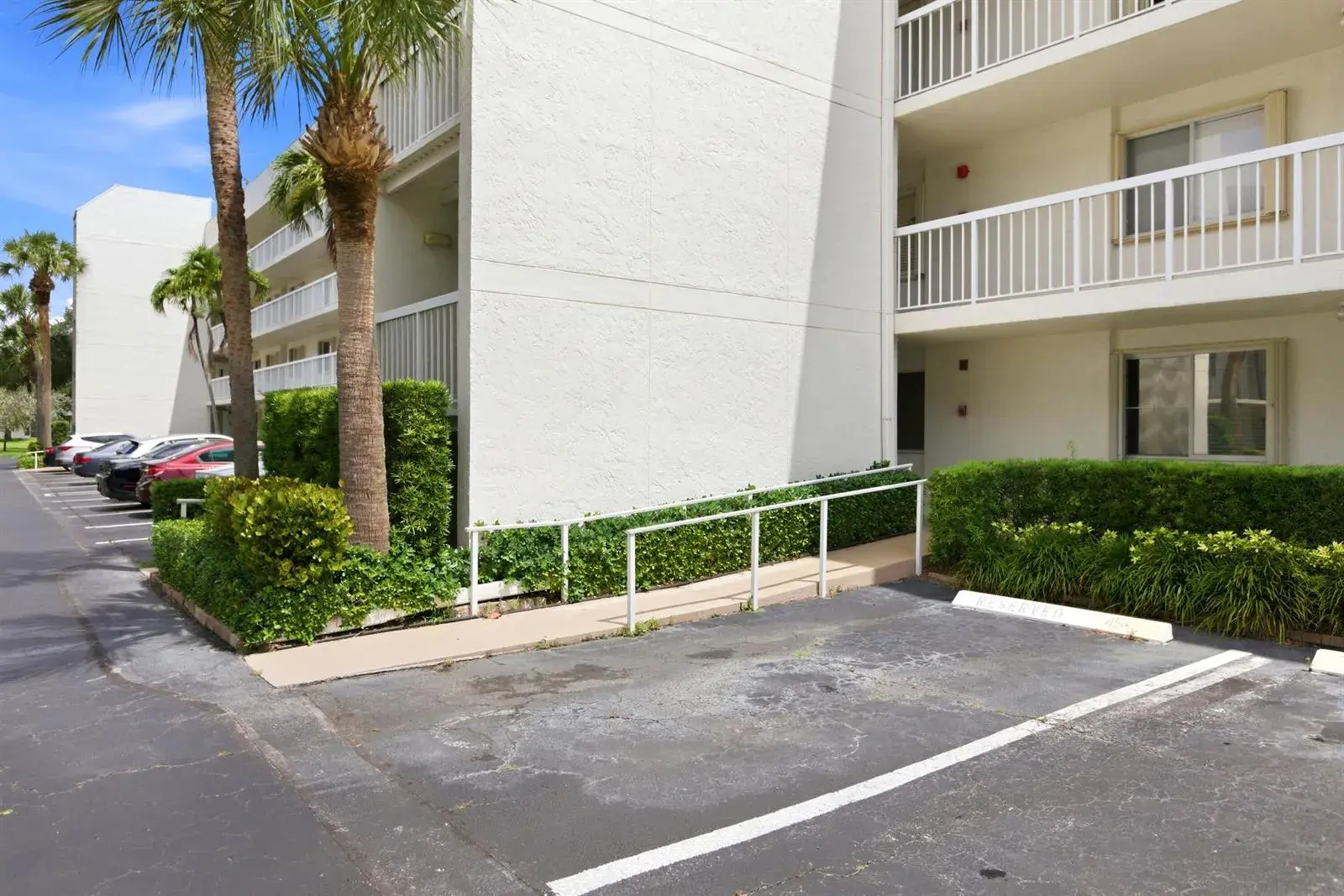 3146 Via Poinciana # 407, FL 33467