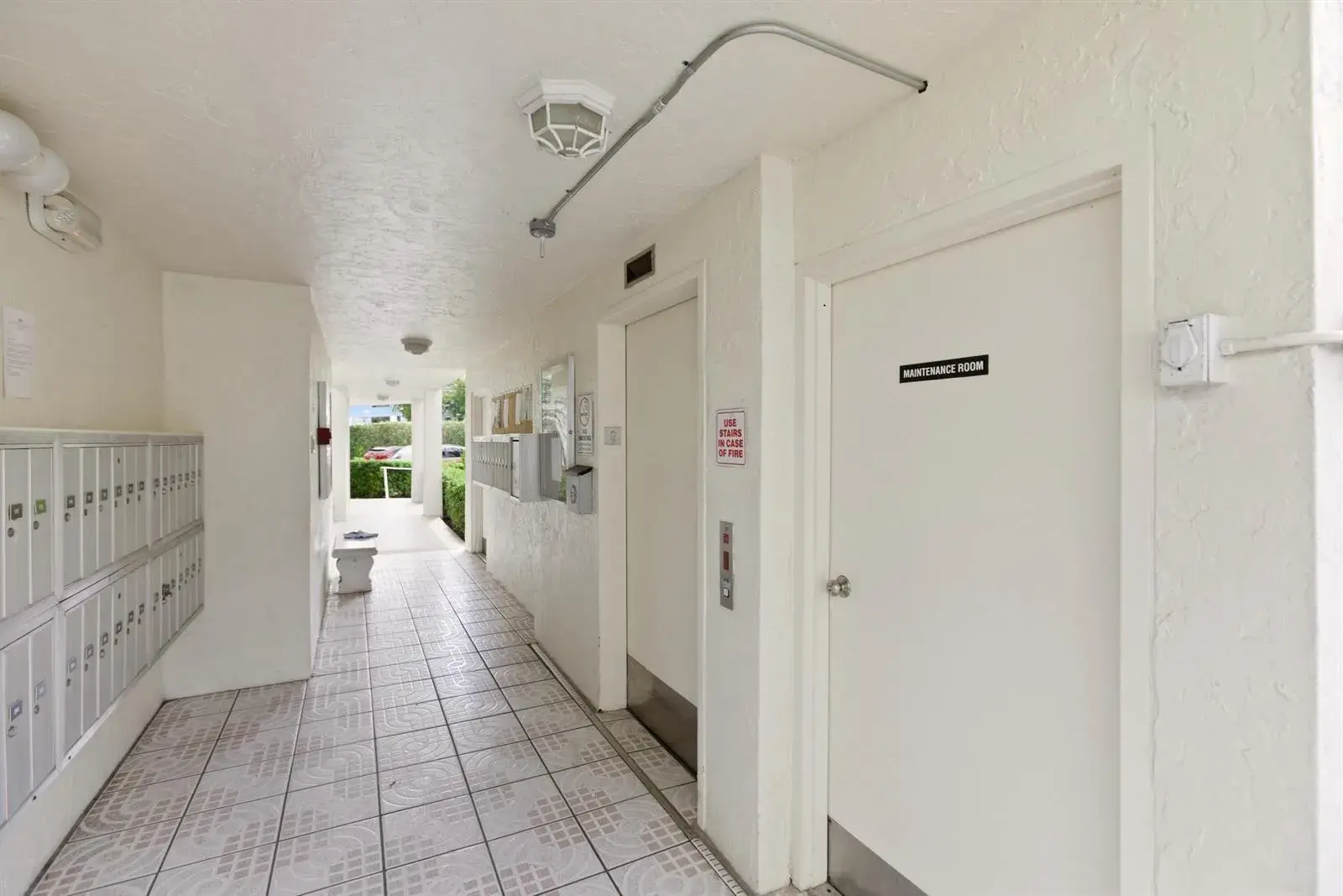 3146 Via Poinciana # 407, FL 33467