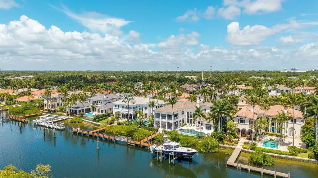 792 Harbour Isles Court, West Palm Beach FL 33410 photo 4