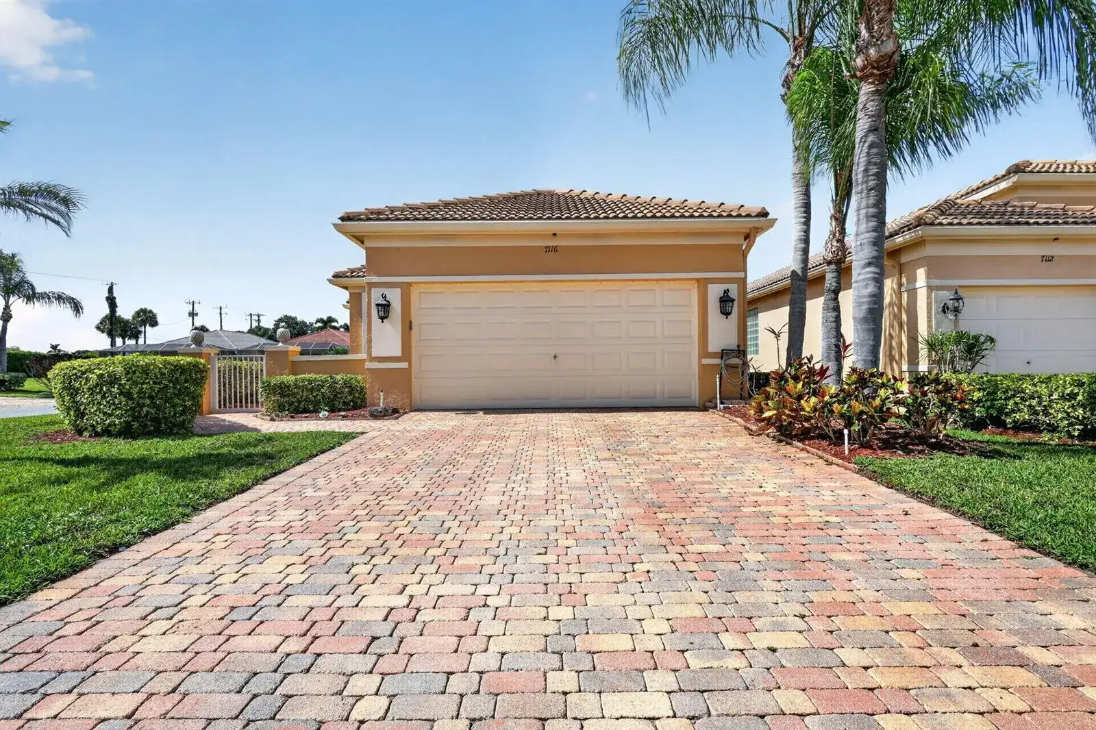 7116 Cataluna Circle, Delray Beach FL 33446 photo 2