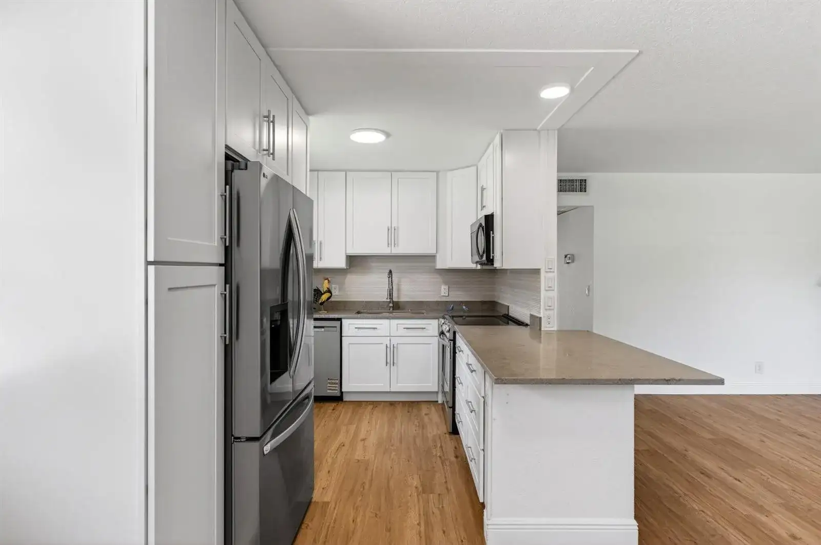 221 Waterford # J, Delray Beach FL 33446 photo 5