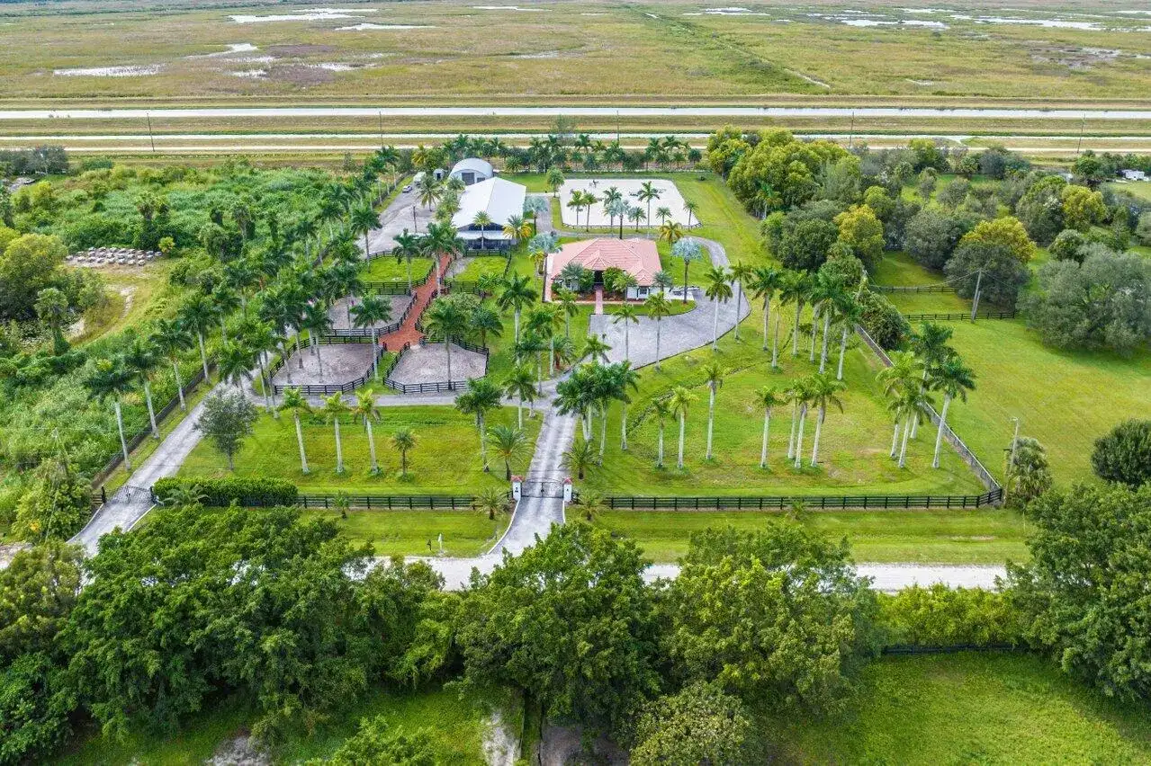 2587 Skipiks Way, Wellington FL 33470 photo 5