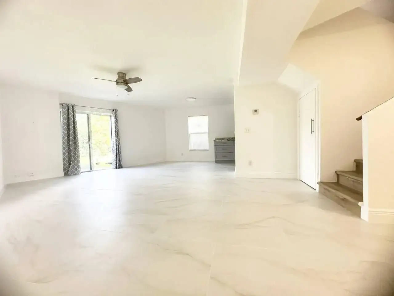 1033 Goldenrod Road, Wellington FL 33414 photo 2