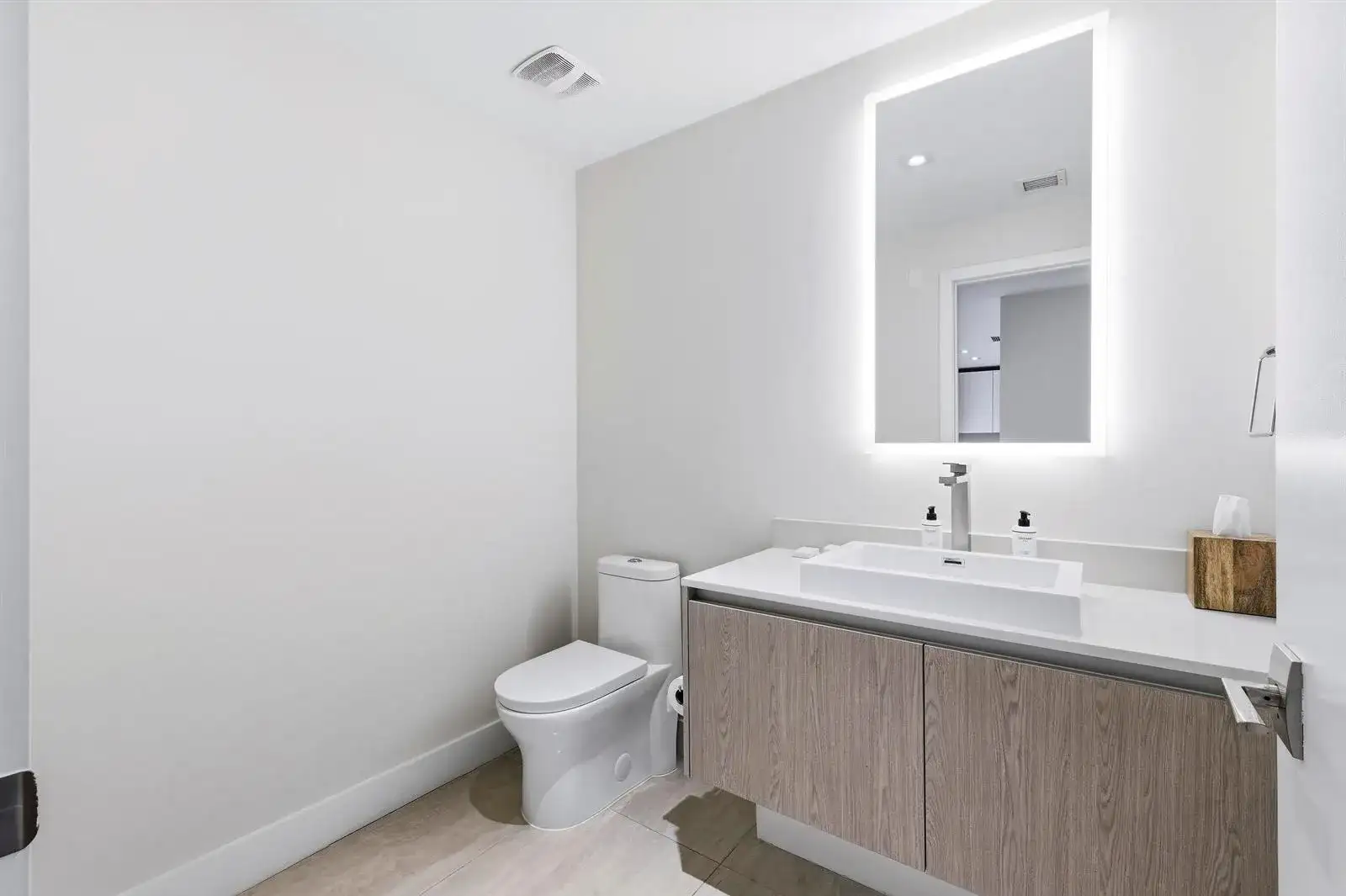 3100 N Ocean Drive N # 1802, Singer Island FL 33404 photo 2