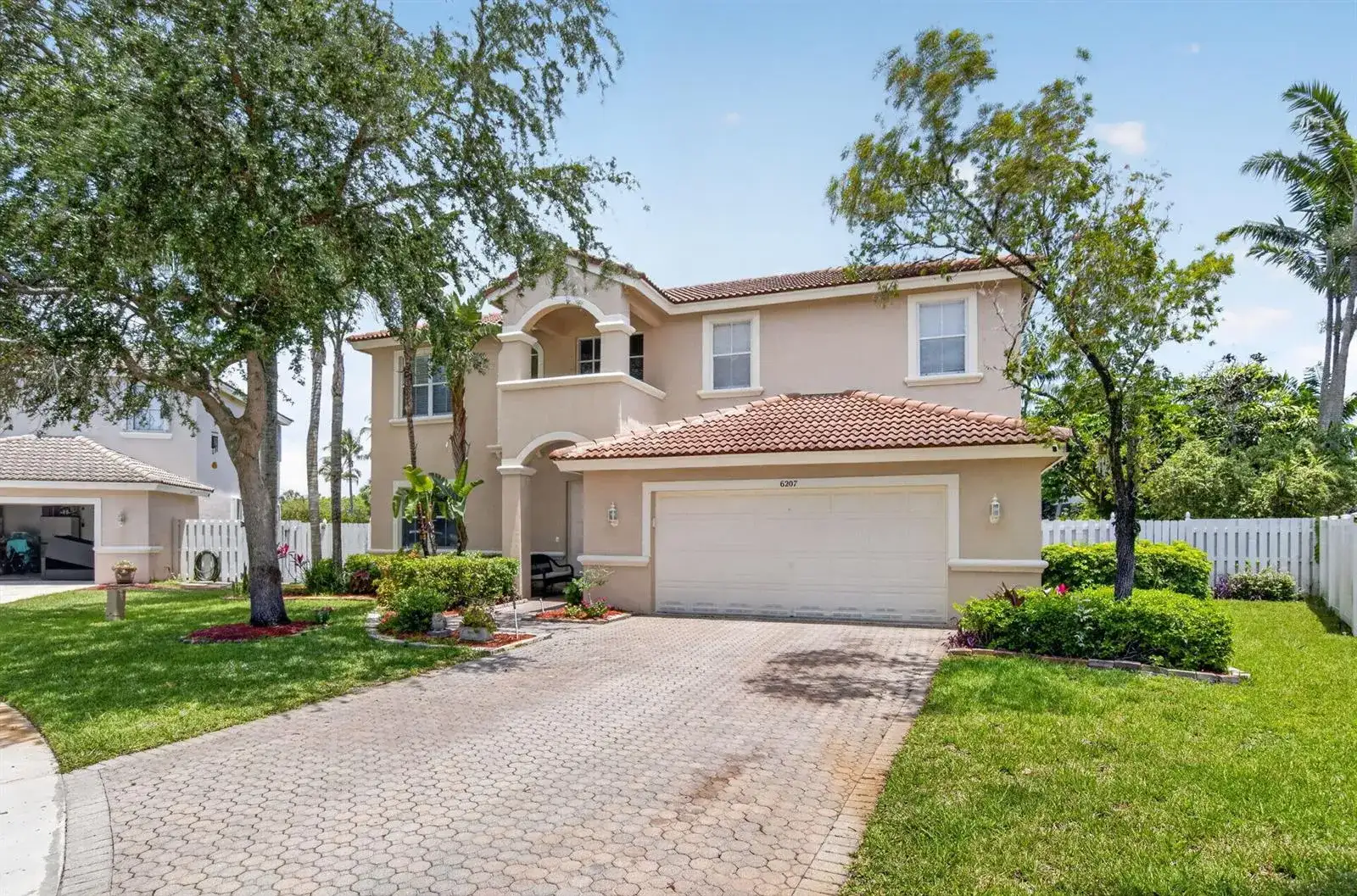 6207 Shadow Tree Lane, Lake Worth FL 33463 photo 3