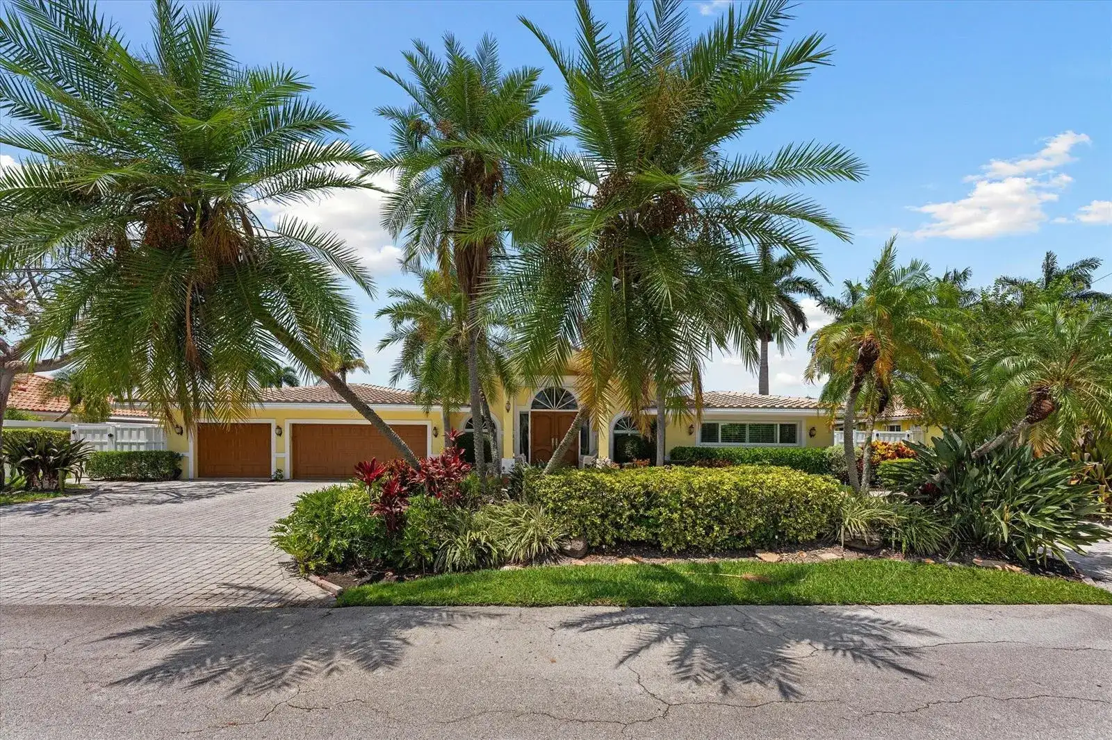 2141 NE 29th Street, Lighthouse Point FL 33064 photo 2