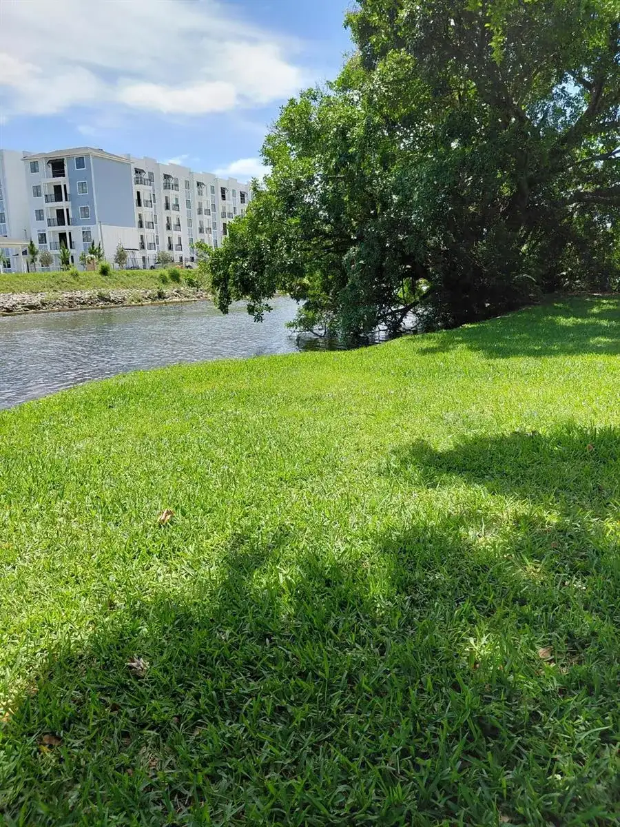 2403 S Waterside Drive # 2403, Lake Worth FL 33461 photo 3