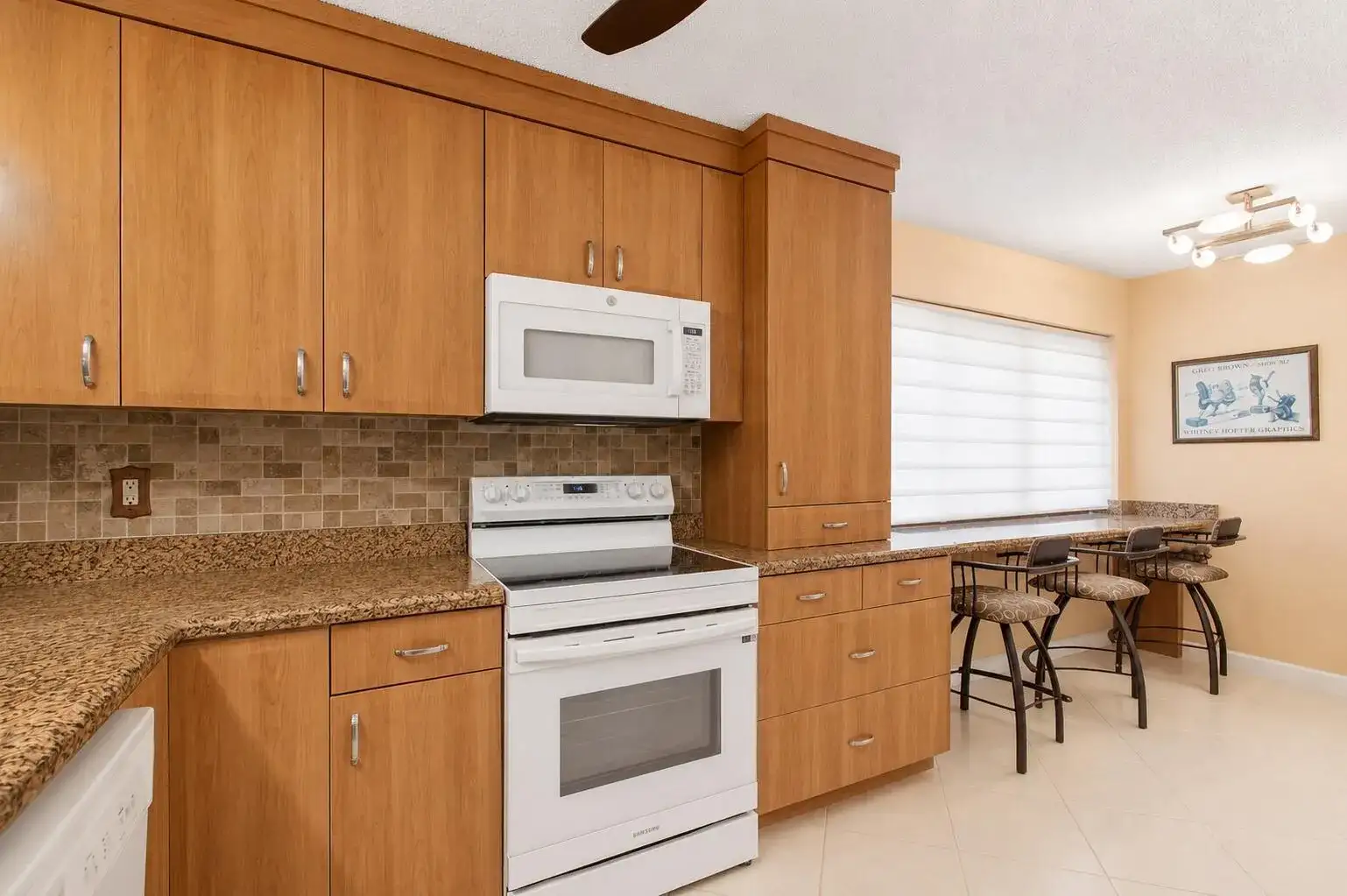 5561 Fairway Park Drive # 104, Boynton Beach FL 33437 photo 4