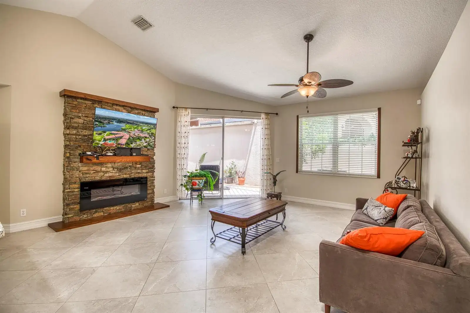 20 Via Aurelia, Palm Beach Gardens FL 33418 photo 3