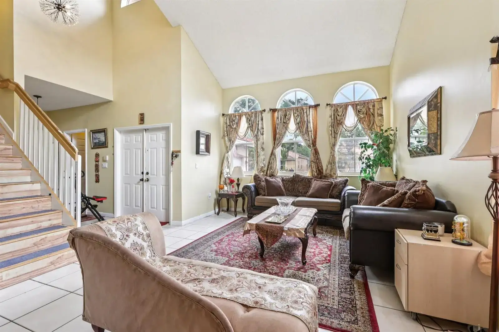 405 E Royal Cove Circle, Davie FL 33325 photo 5