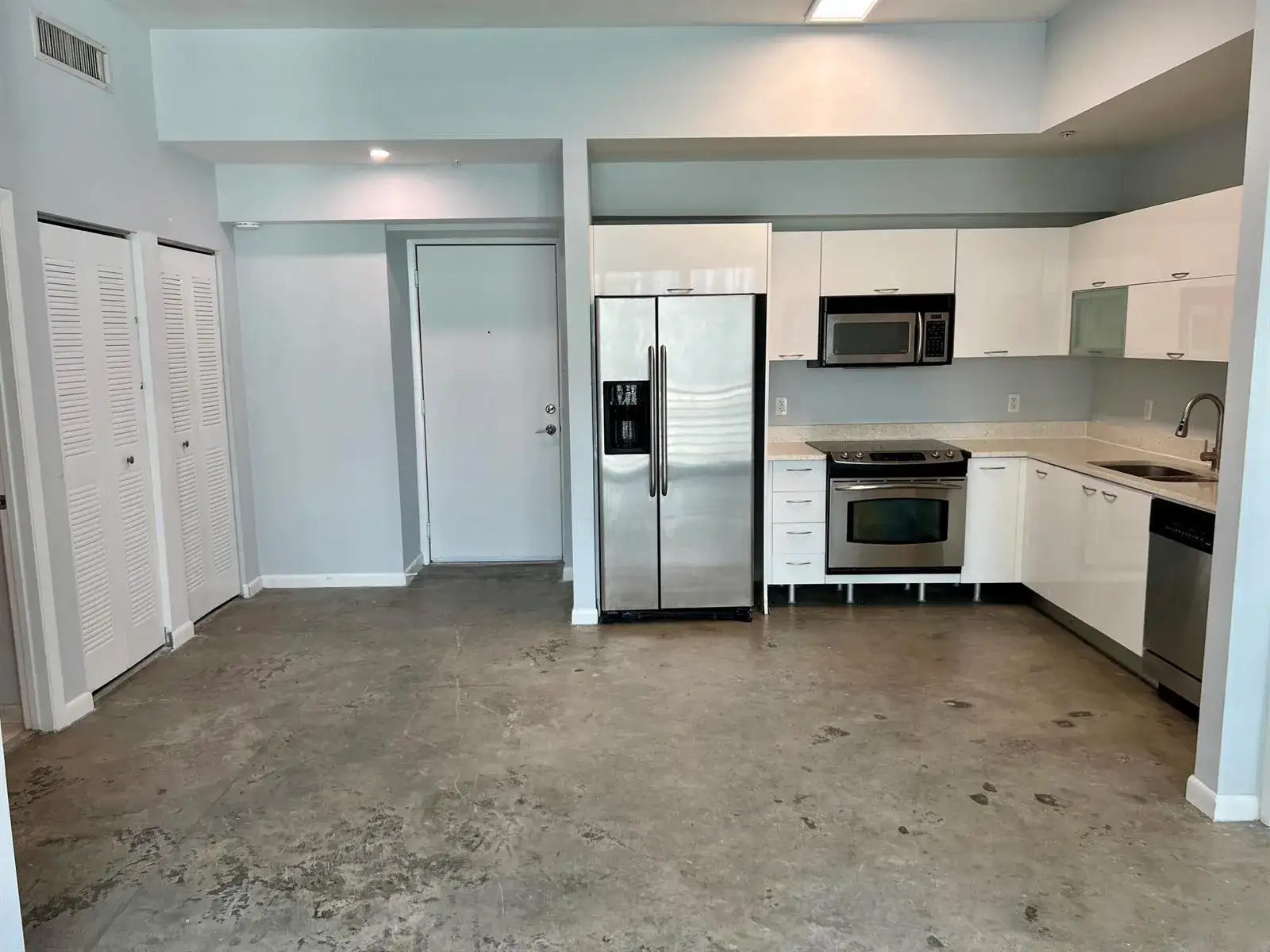 133 NE 2nd Avenue # 1006, Miami FL 33132 photo 2