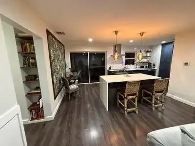 532 Foresteria Drive, West Palm Beach FL 33403 photo 2